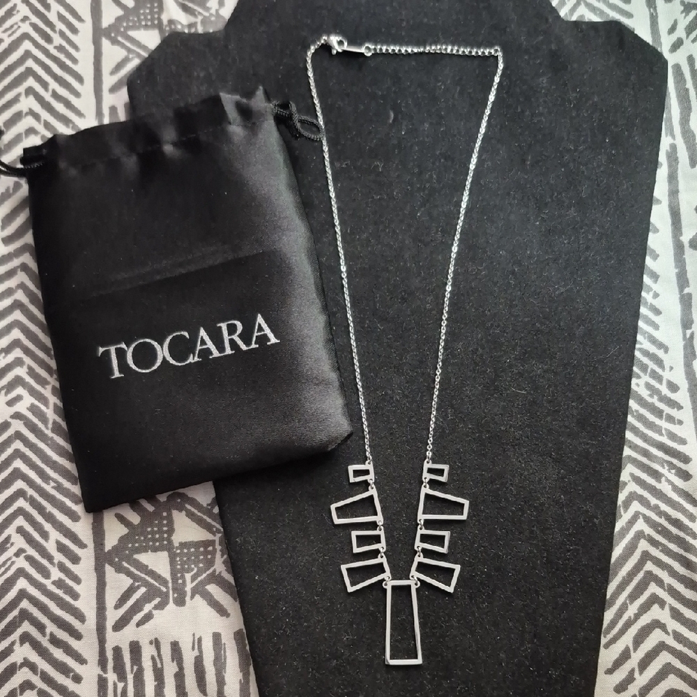 Tocara Silver Stainless Geometric Necklace (J62)